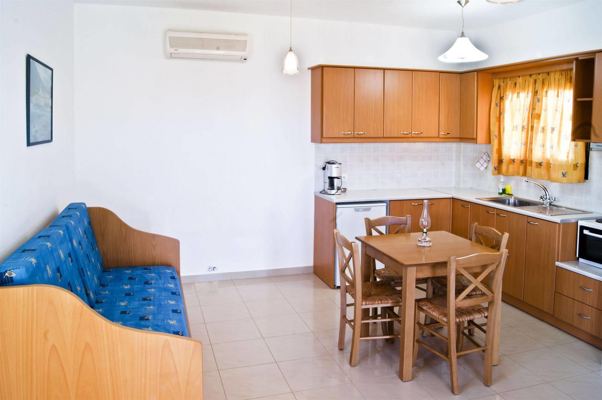 Fotini Apartments Палекастрон Экстерьер фото